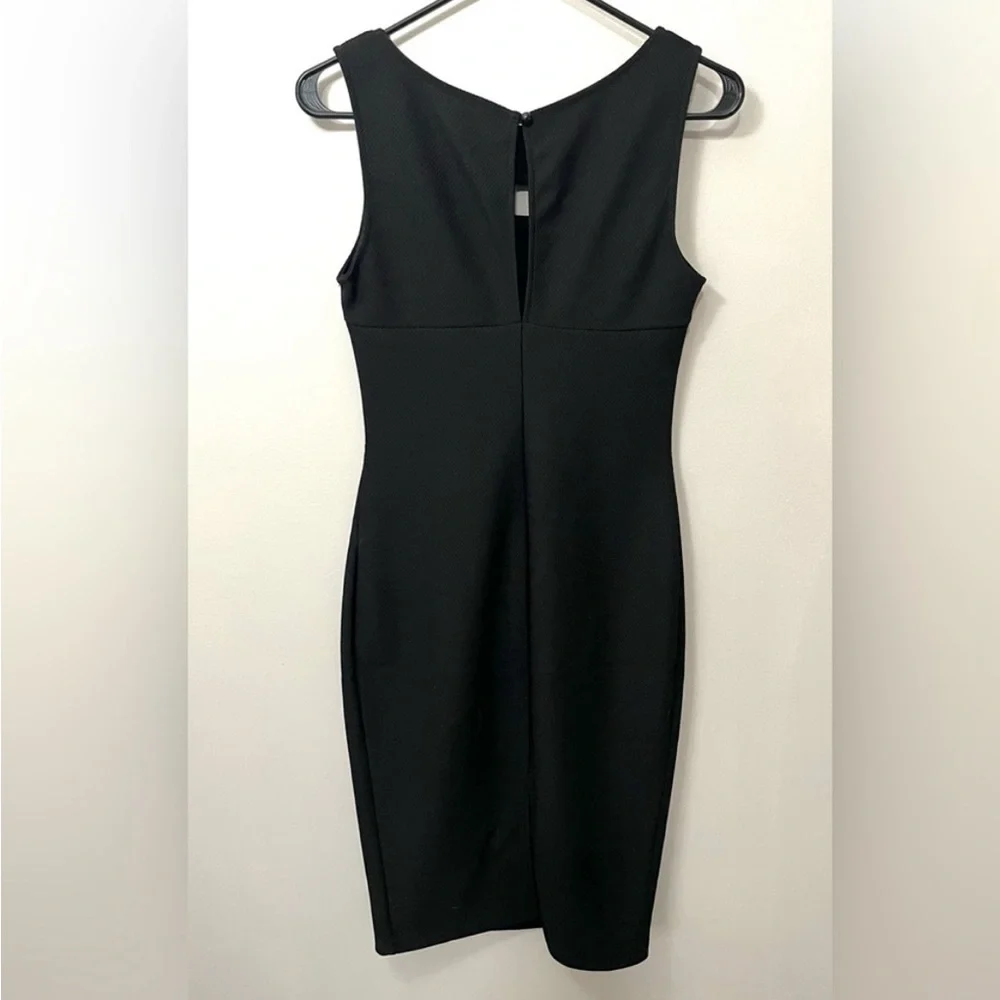 Black Bodycon Cutout Sleeveless Knee Length Dress by Lovely Day Sexy Size Med - Picture 2 of 9